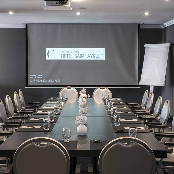 Repas de Groupe - Le Martinus - Restaurant Fréjus - restaurant Méditérranéen FREJUS